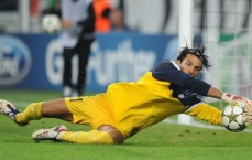 体彩竞猜_申花夏窗剑指冠军！神秘引援名单曝光，沪上德比暗战升级