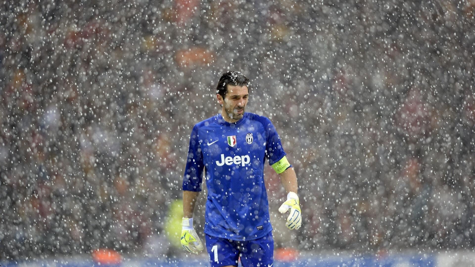 执教一年率队保级成功，海牛俱乐部官宣李霄鹏离任，新主帅人选正式曝光