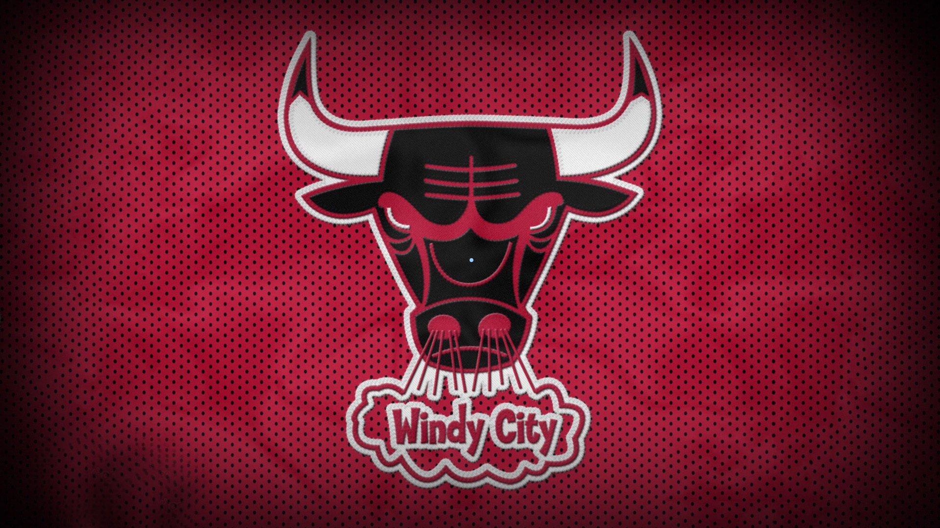 海港队重磅签下兽腰中场,媒体热议球队战略升级与未来引援前景